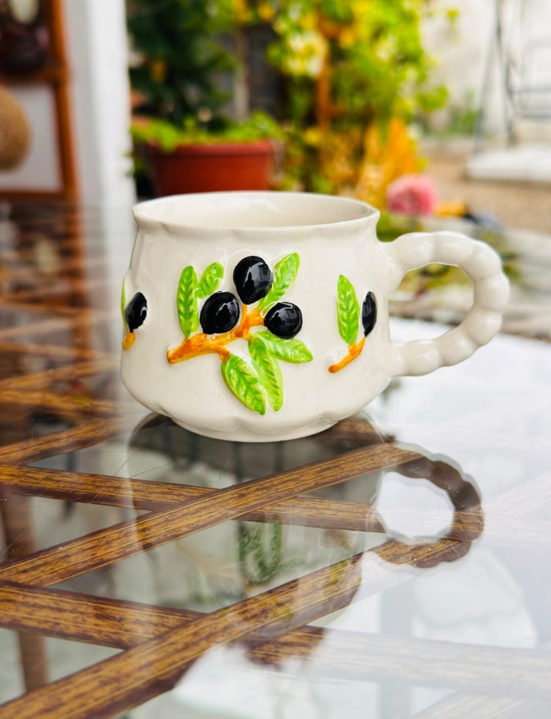 Kabartma Desenli Seramik Kupa - 3
